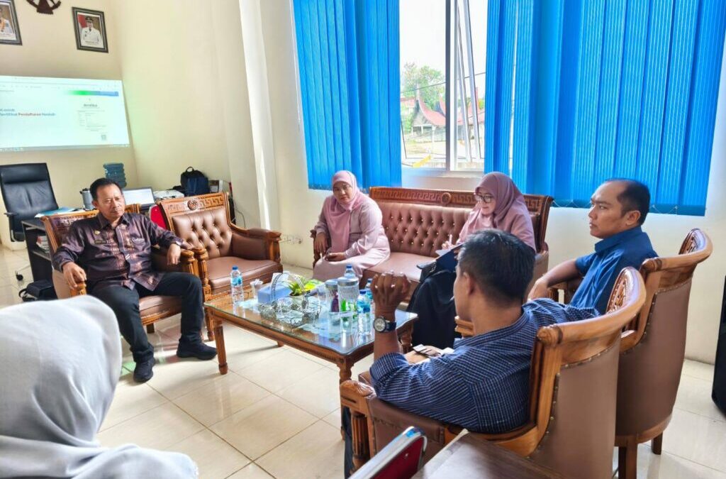 FUAD UIN Mahmud Yunus Batusangkar Sosialisasikan RPL IPII dan Rumuskan Kerja Sama Sertifikasi Naskah Kuno dengan Dinas Perpustakaan dan Arsip Tanah Datar