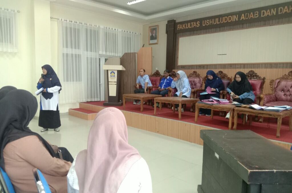 Fokus Tingkatkan Kualitas Akademik dan Keaktifan, FUAD UIN Mahmud Yunus Batusangkar Gelar Pertemuan Bareng Mahasiswa Penerima KIP